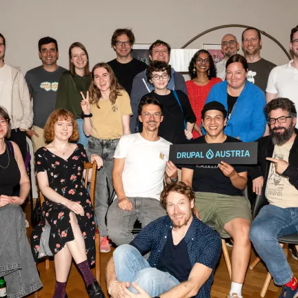 drupal meetup interessierte meschen im gespräch